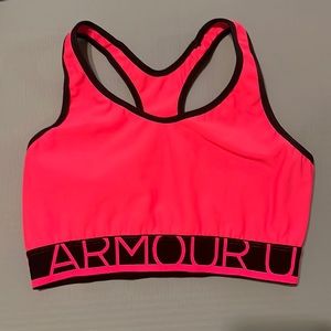 Hot Pink sportsbra